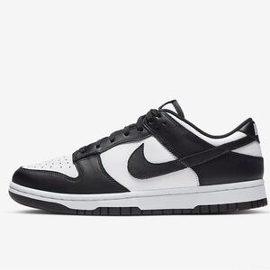 NIB Nike Classic Black and White Low-Tops | Pandas